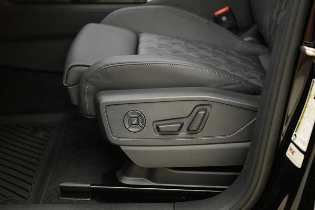 audi SQ5 2025 - 12