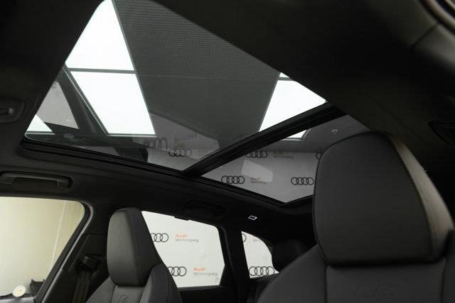 audi SQ5 2025 - 25