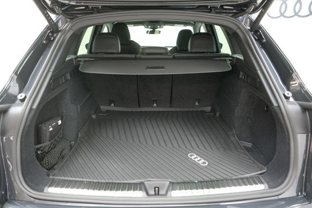 audi SQ5 2025 - 9
