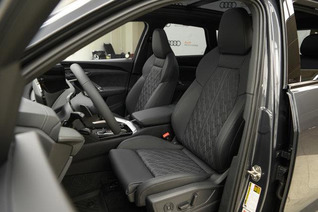 audi SQ5 2025 - 25