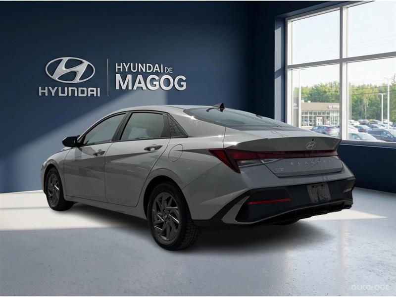 hyundai Elantra 2024 - 4