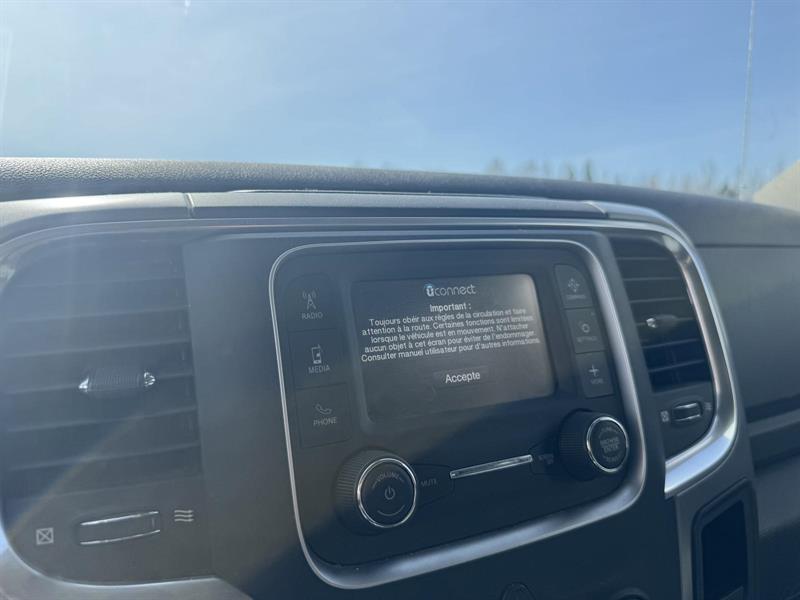 ram 1500 Classic 2023 - 15