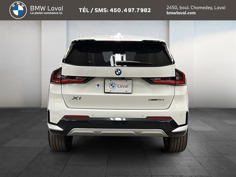 bmw X1 2023 - 8