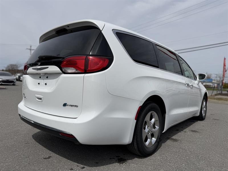 chrysler Pacifica 2020 - 6