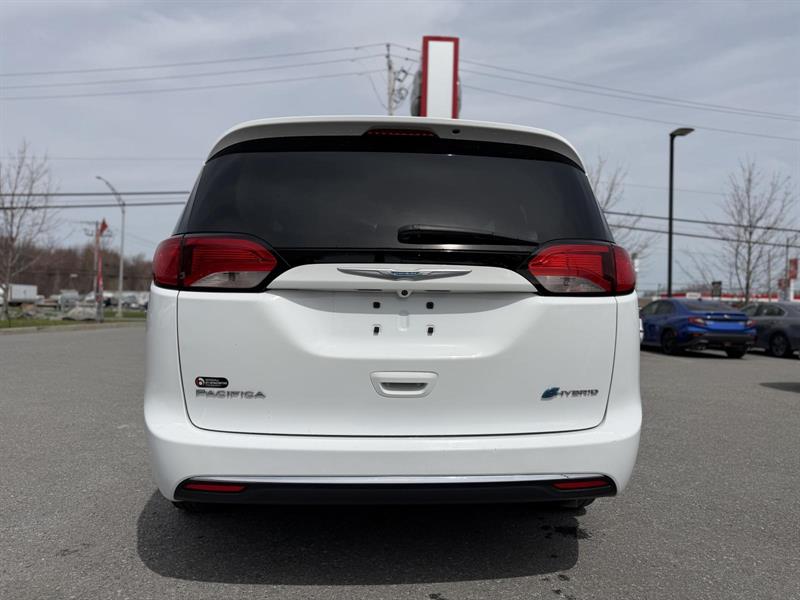chrysler Pacifica 2020 - 7