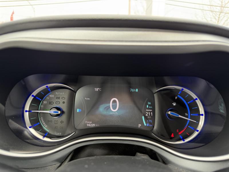chrysler Pacifica 2020 - 18