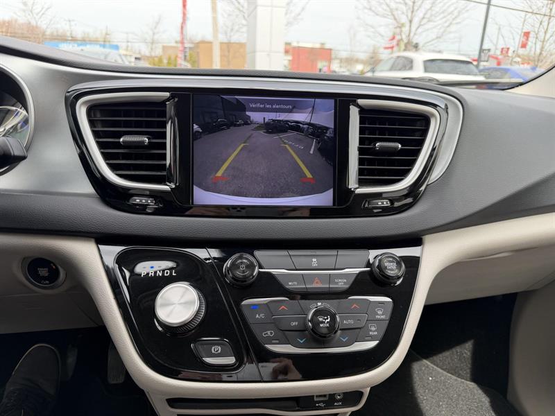 chrysler Pacifica 2020 - 20