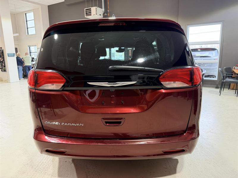 chrysler Grand Caravan 2023 - 5