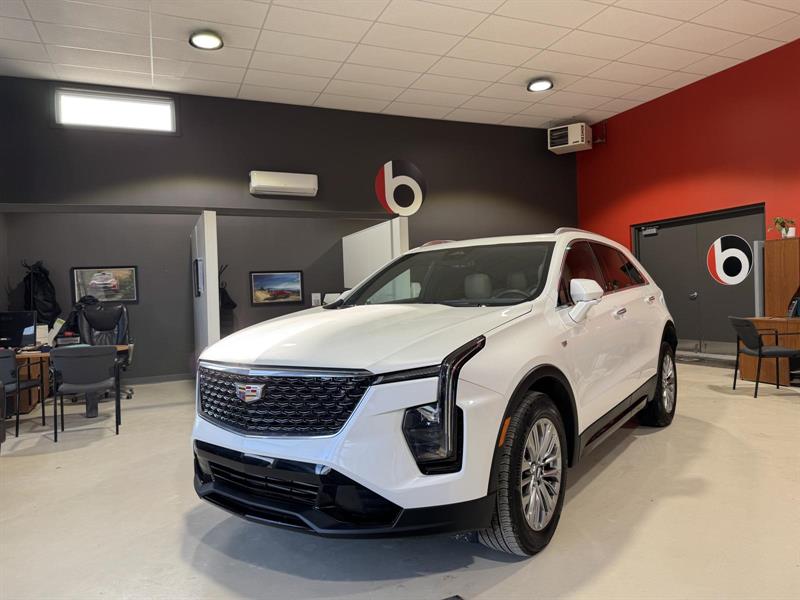 cadillac XT4 2024