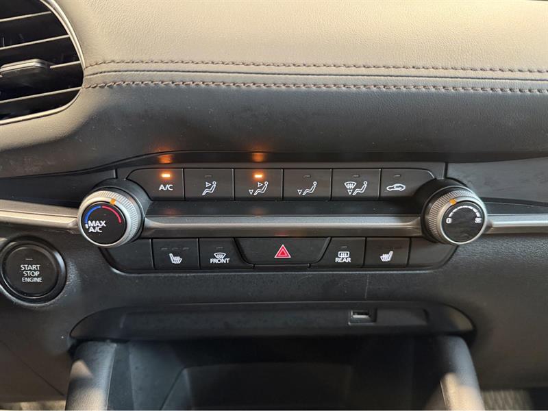 mazda Mazda3 2021 - 16