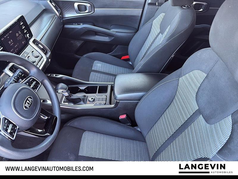 kia Sorento 2021 - 17