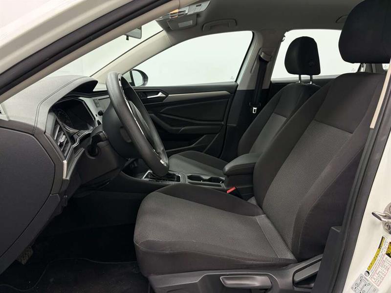 volkswagen Jetta 2019 - 2