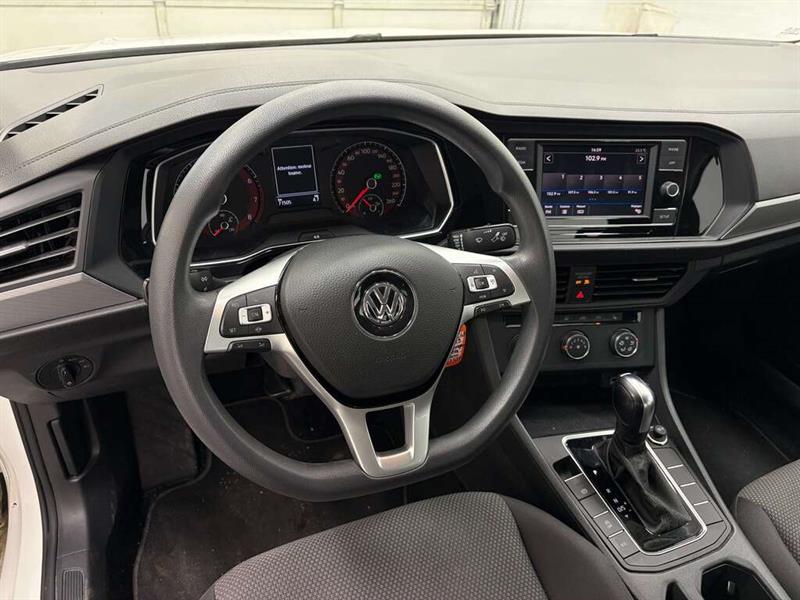 volkswagen Jetta 2019 - 17