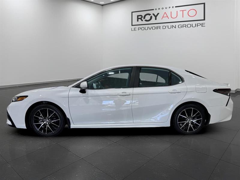 toyota Camry 2024 - 6