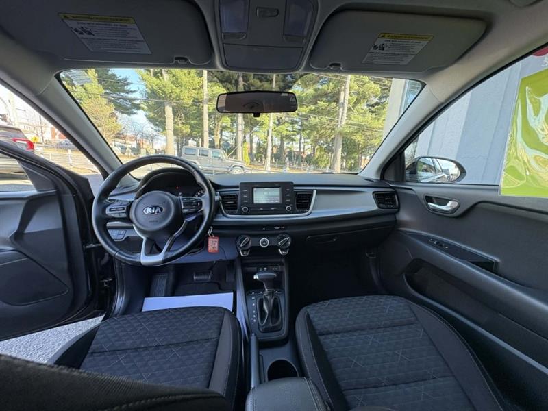 kia Rio5 2020 - 16