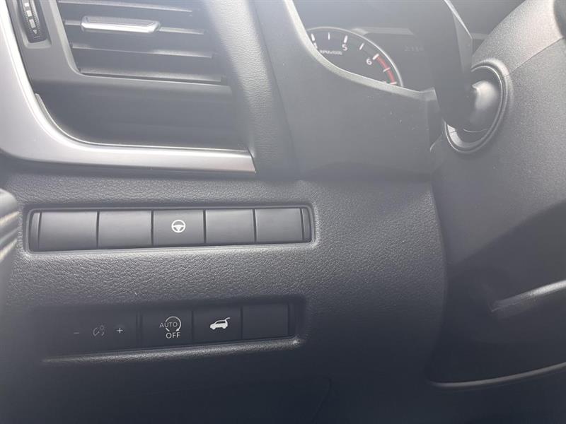 nissan Rogue 2023 - 16