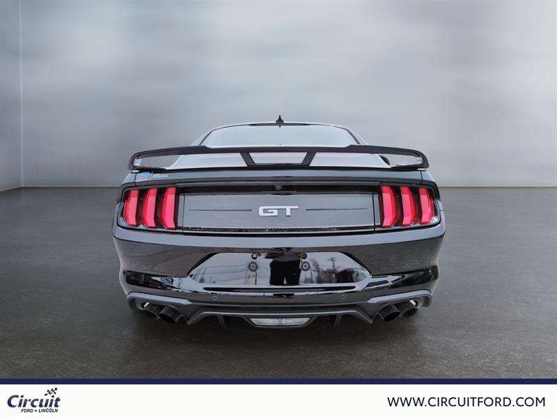ford Mustang 2023 - 4