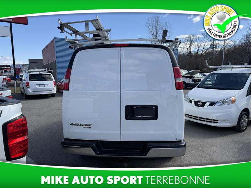 chevrolet Express 3500 2015 - 2