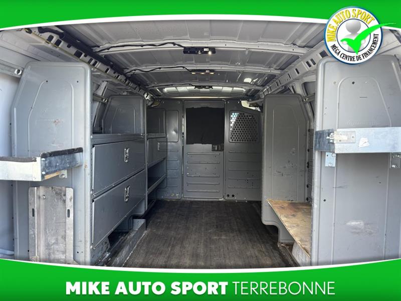 chevrolet Express 3500 2015 - 8