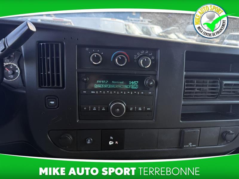 chevrolet Express 3500 2015 - 14