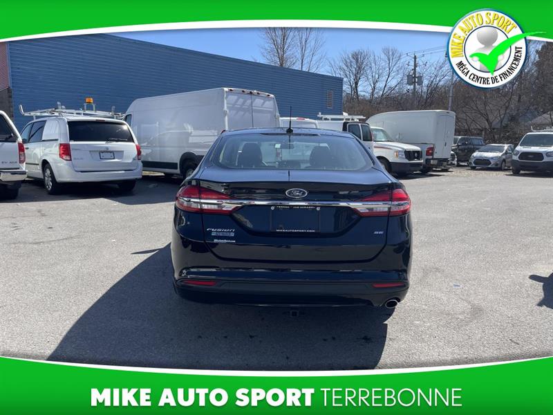 ford Fusion Energi 2017 - 4