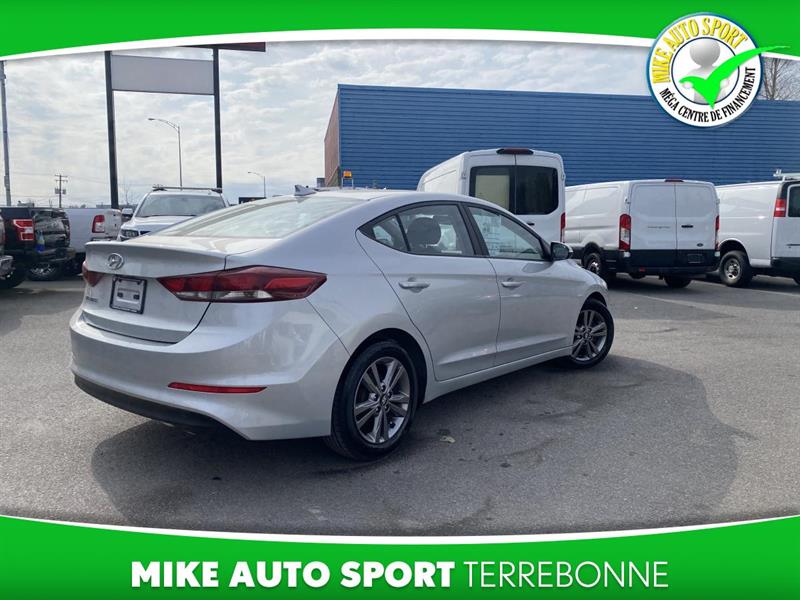 hyundai Elantra 2018 - 3