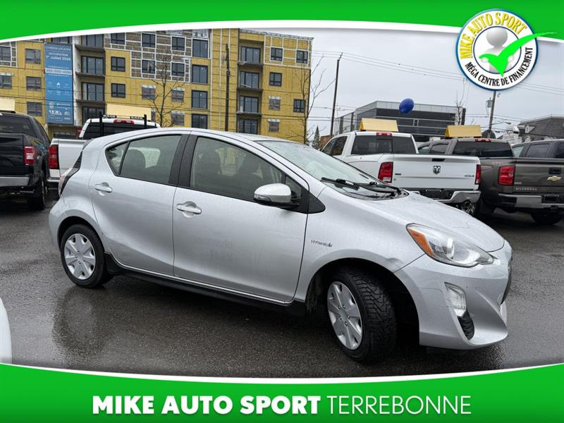toyota Prius c 2017 - 6