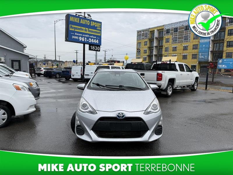 toyota Prius c 2017 - 7