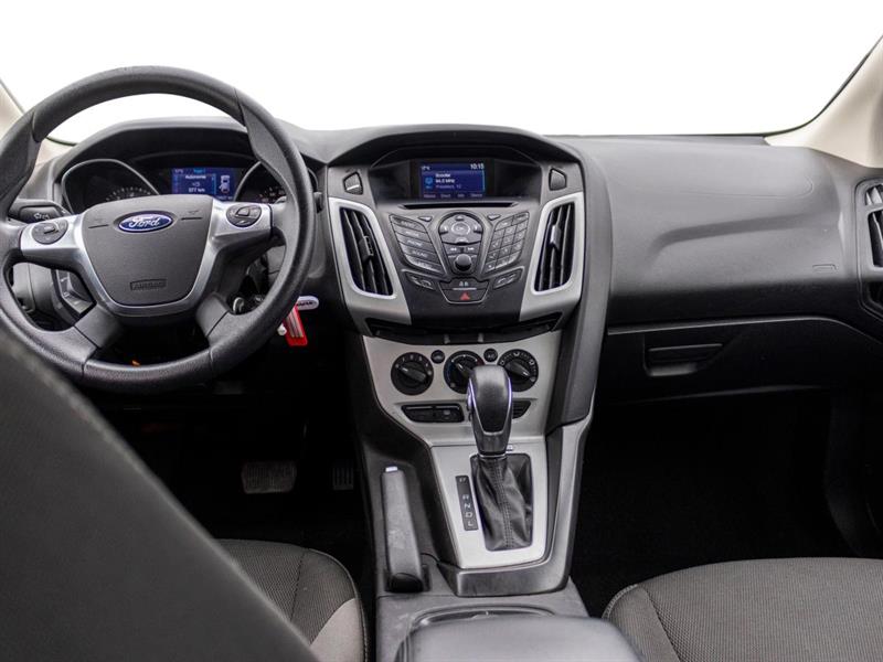 ford Focus 2014 - 25