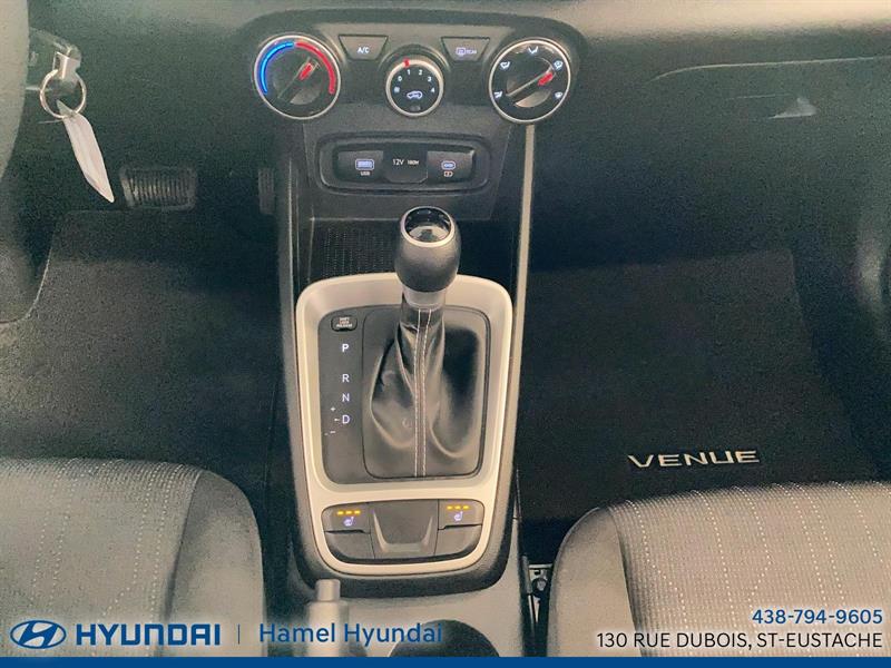 hyundai Venue 2023 - 17