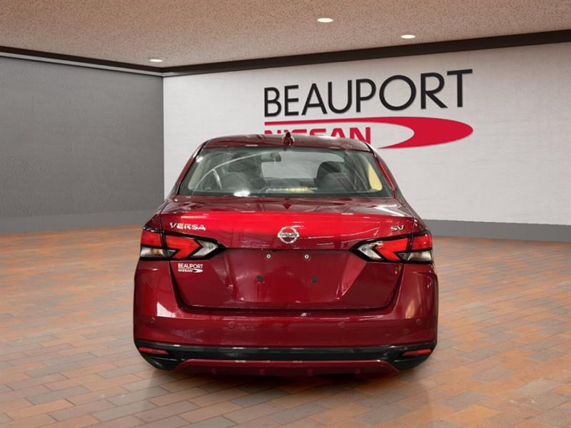 nissan Versa 2021 - 3