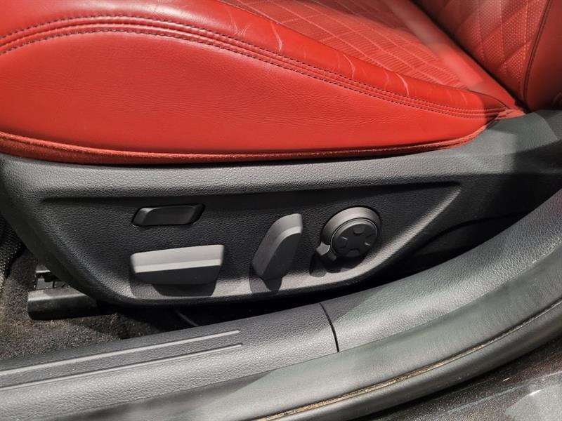genesis G70 2023 - 11