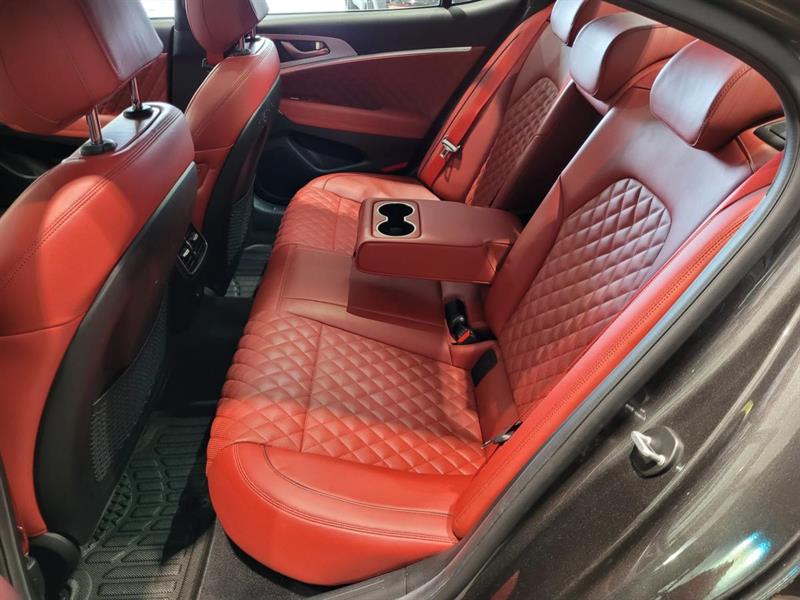 genesis G70 2023 - 28