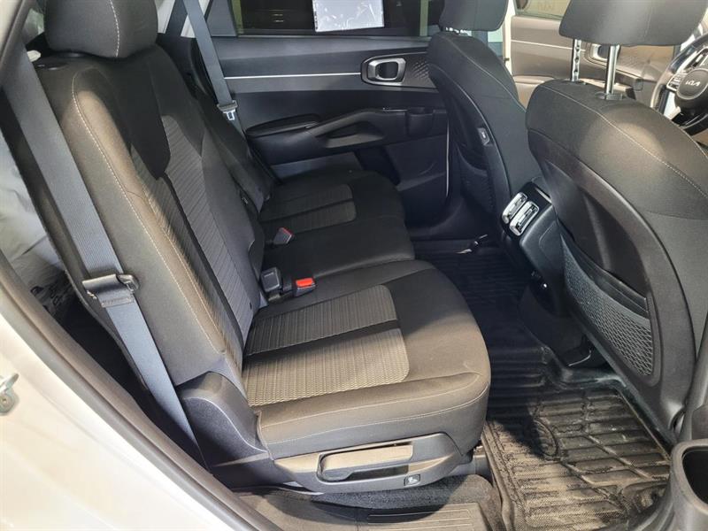 kia Sorento 2022 - 25