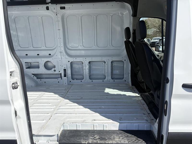 ford Transit fourgon utilitaire 2025 - 31