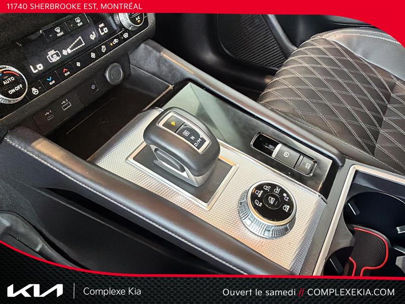 mitsubishi Outlander 2023 - 18