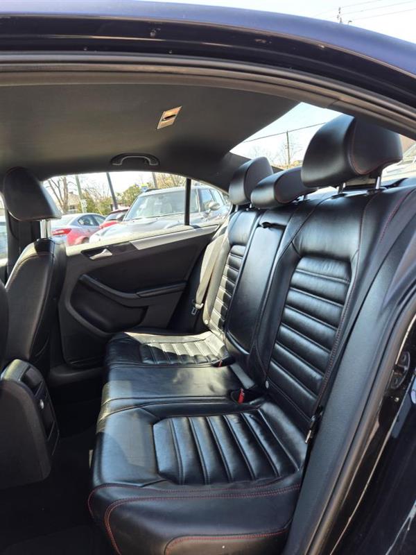 volkswagen Jetta 2014 - 13