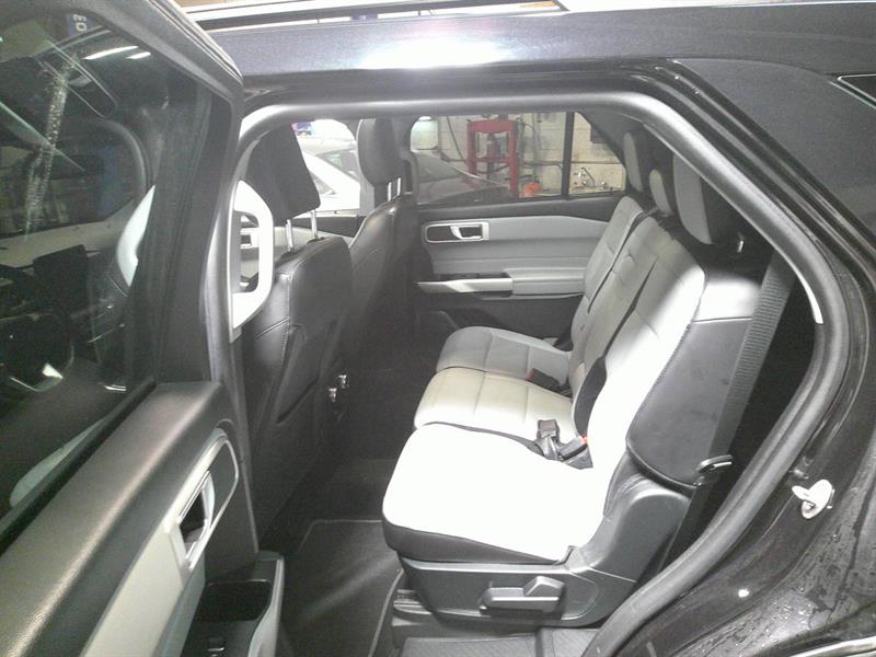 ford Explorer 2021 - 11