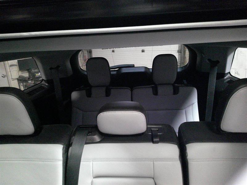 ford Explorer 2021 - 13