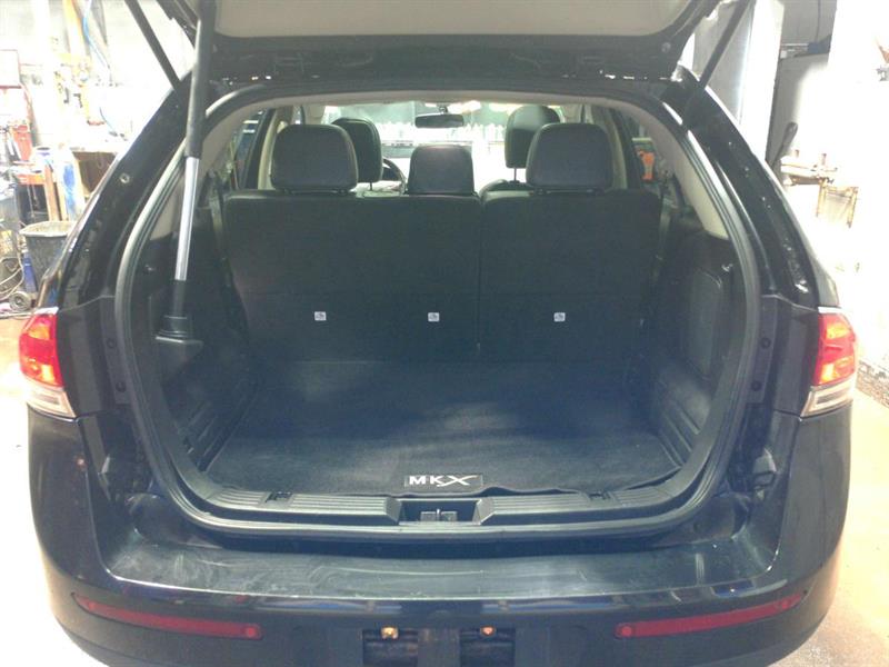 lincoln MKX 2011 - 9