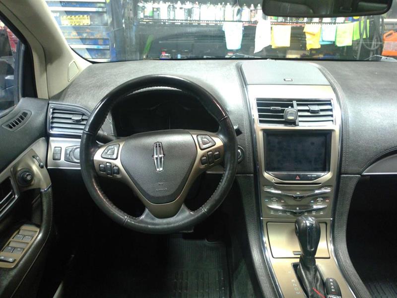 lincoln MKX 2011 - 11