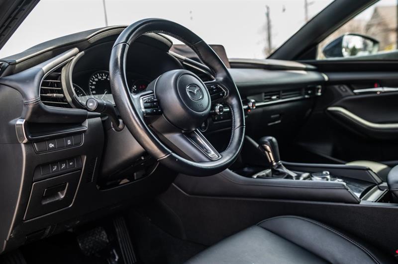 mazda Mazda3 Sport 2025 - 15