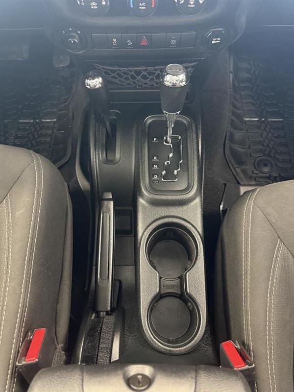 jeep Wrangler 2018 - 13