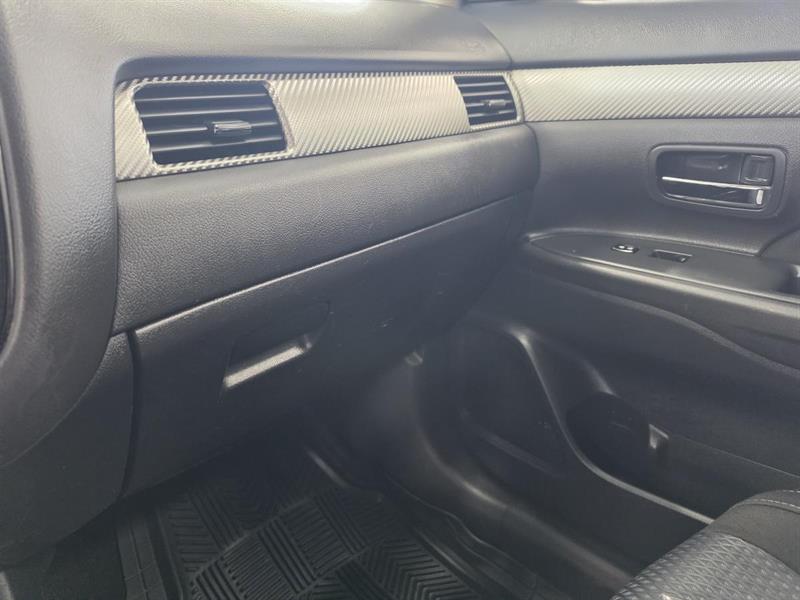 mitsubishi Outlander 2016 - 15