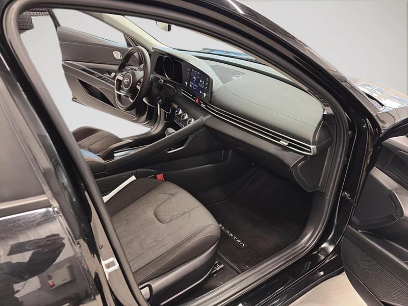 hyundai Elantra 2023 - 22