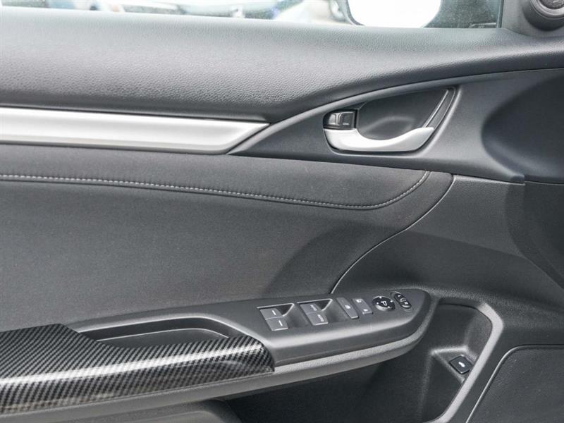 honda Civic 2021 - 24