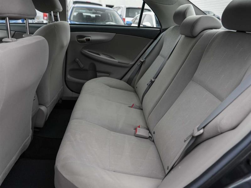 toyota Corolla 2012 - 11