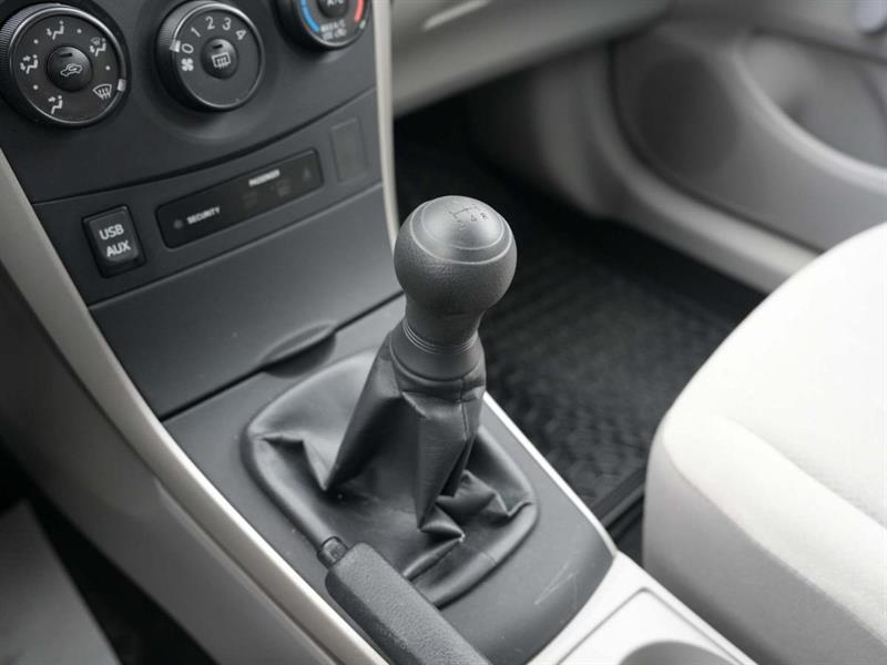 toyota Corolla 2012 - 19