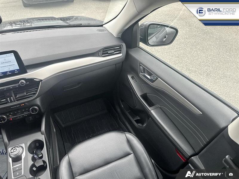 ford Escape 2022 - 24