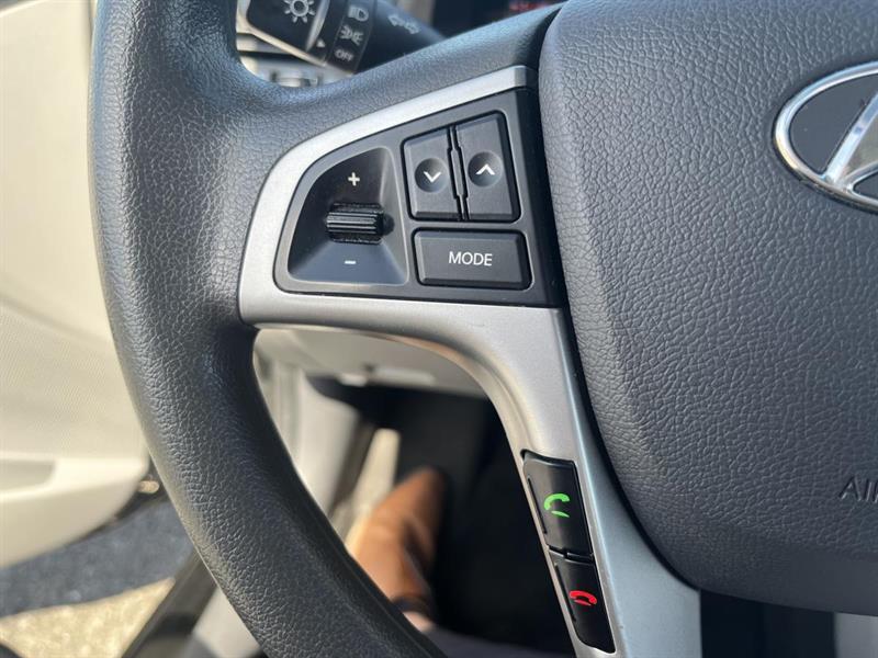 hyundai Accent 2014 - 13